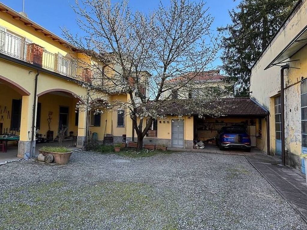 Luxury House for sale in Monza, 1 130 000 €, Photo 6