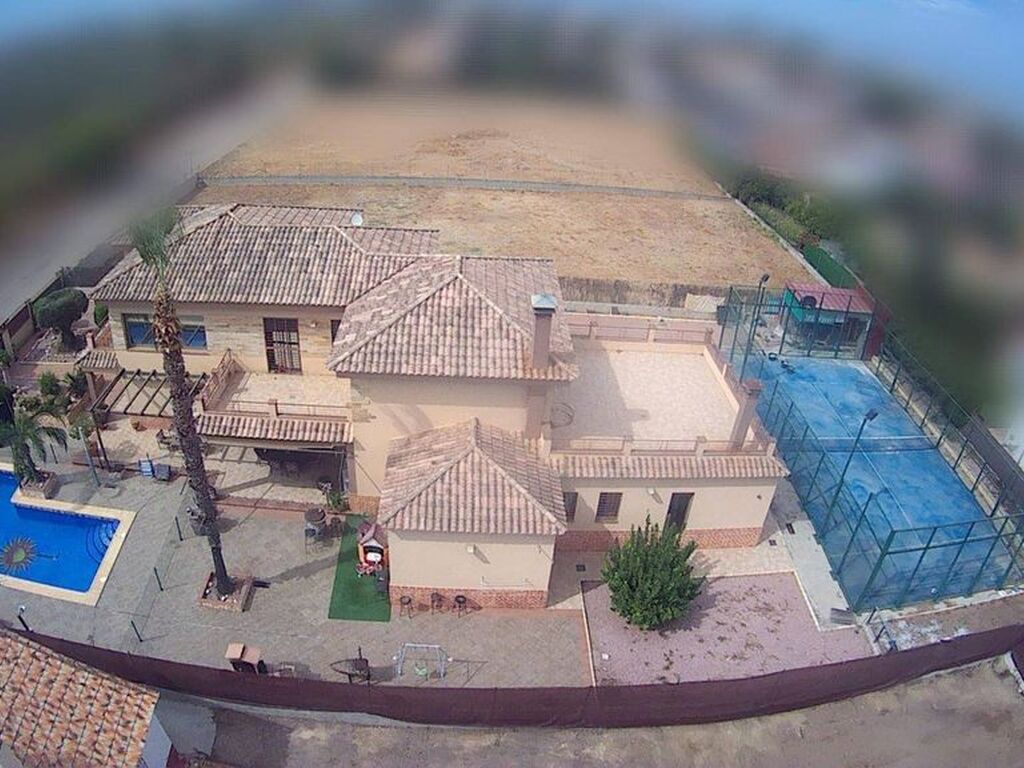 Luxury House for sale in La Carlota, 450 000 €, Photo 6