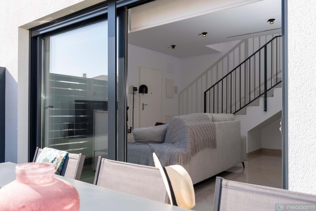 Maison de luxe à vendre à Alicante, 420 000 €, Photo 5