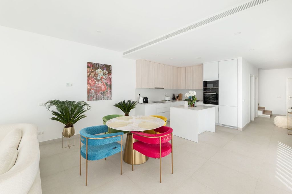 Maison de luxe à vendre à Casares, 890 000 €, Photo 3