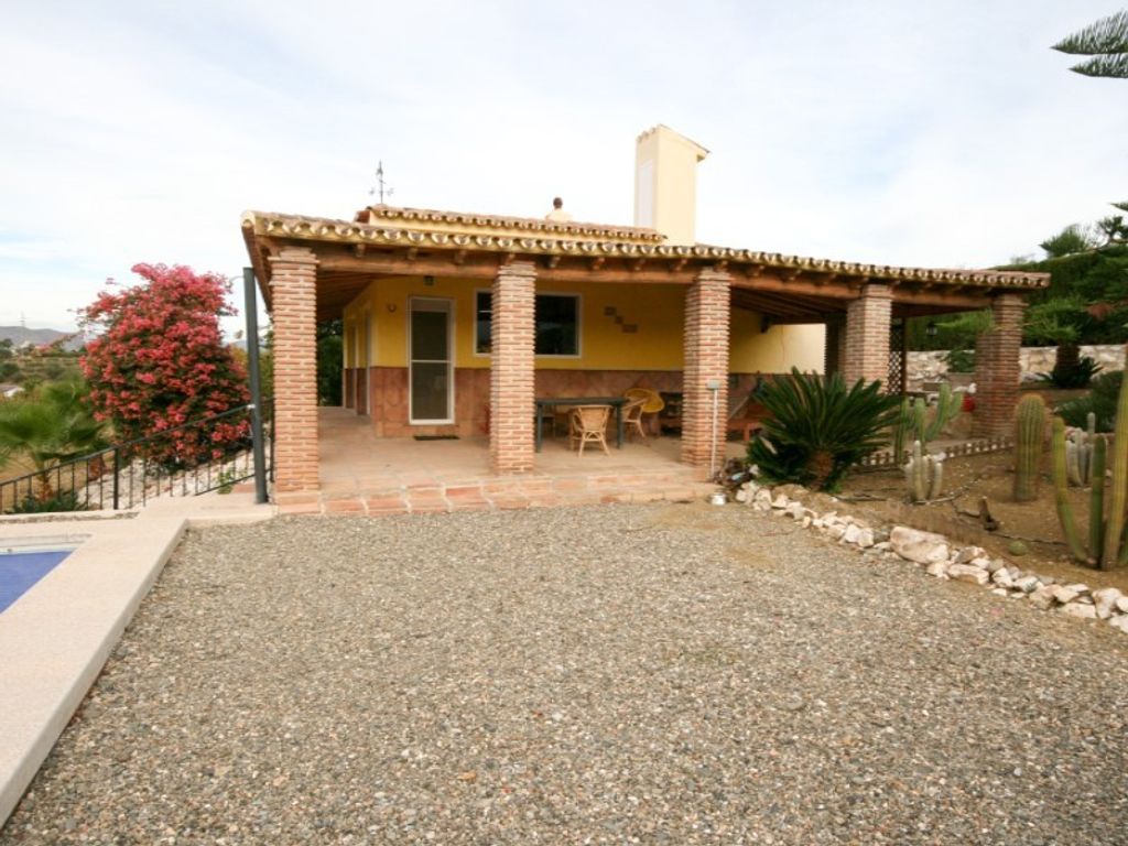 Luxury House for sale in Coín, 435 000 €, Photo 1