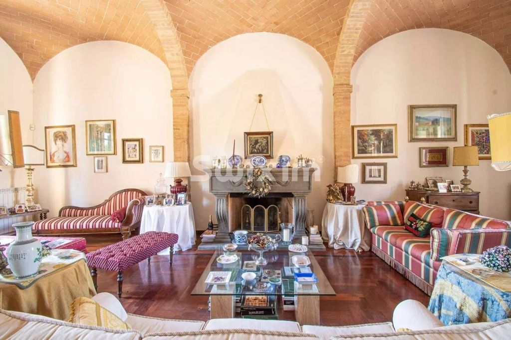 Luxury Apartment for sale in Siena, 850 000 €, Photo 3