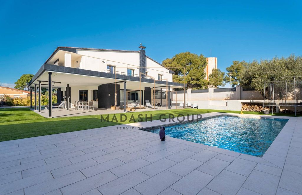 Maison de luxe à vendre à El Vendrell, 745 000 €, Photo 2
