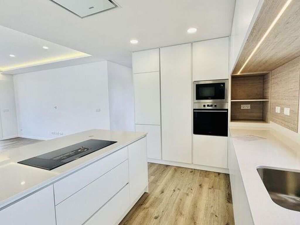Luxury House for sale in Seixal, 560 000 €, Photo 5