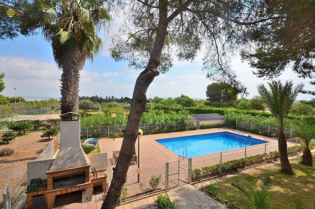 Luxury House for sale in Torrevieja, 690 000 €, Photo 3