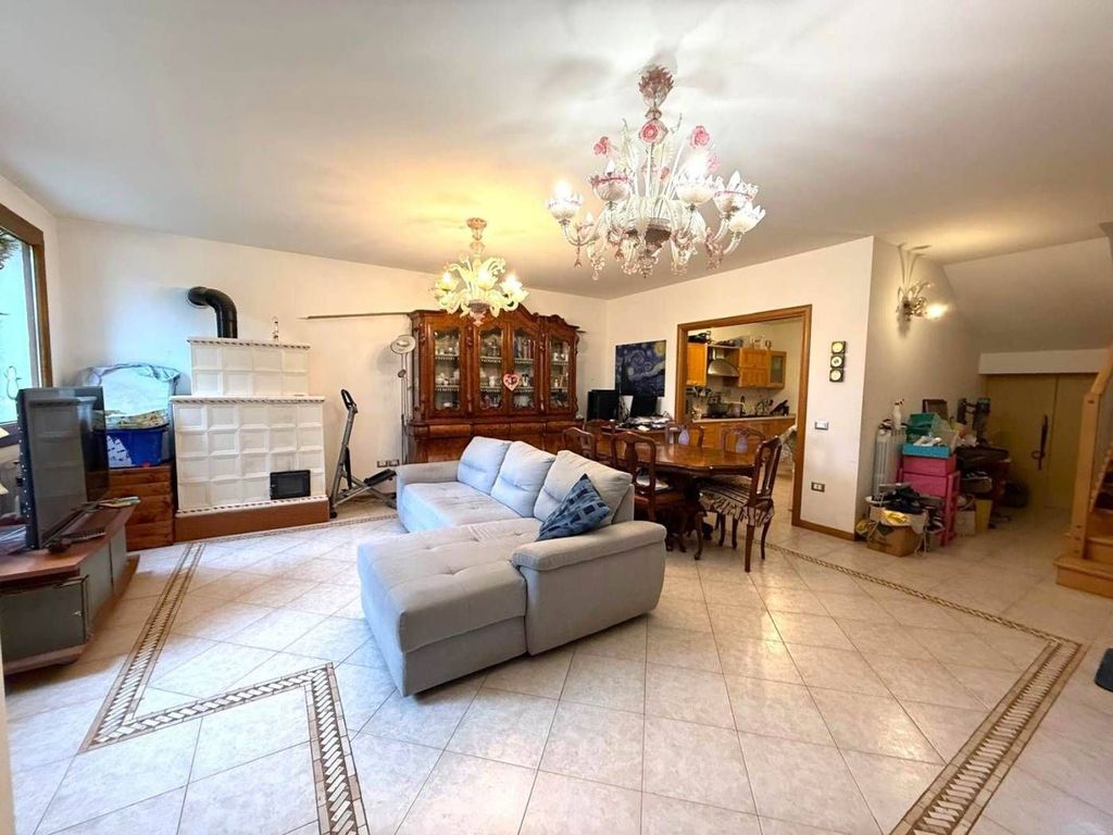 Luxury House for sale in Martellago, 719 000 €, Photo 3