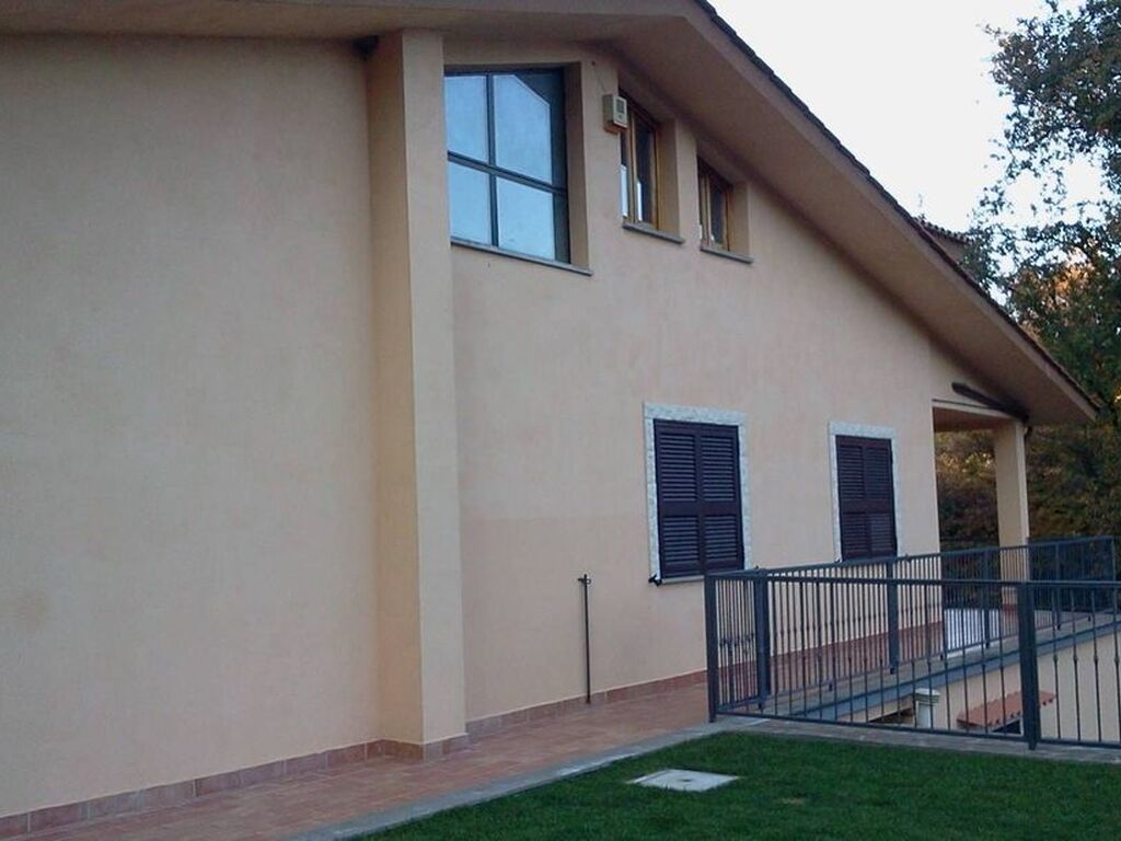 Luxury House for sale in Riano, 640 000 €, Photo 1