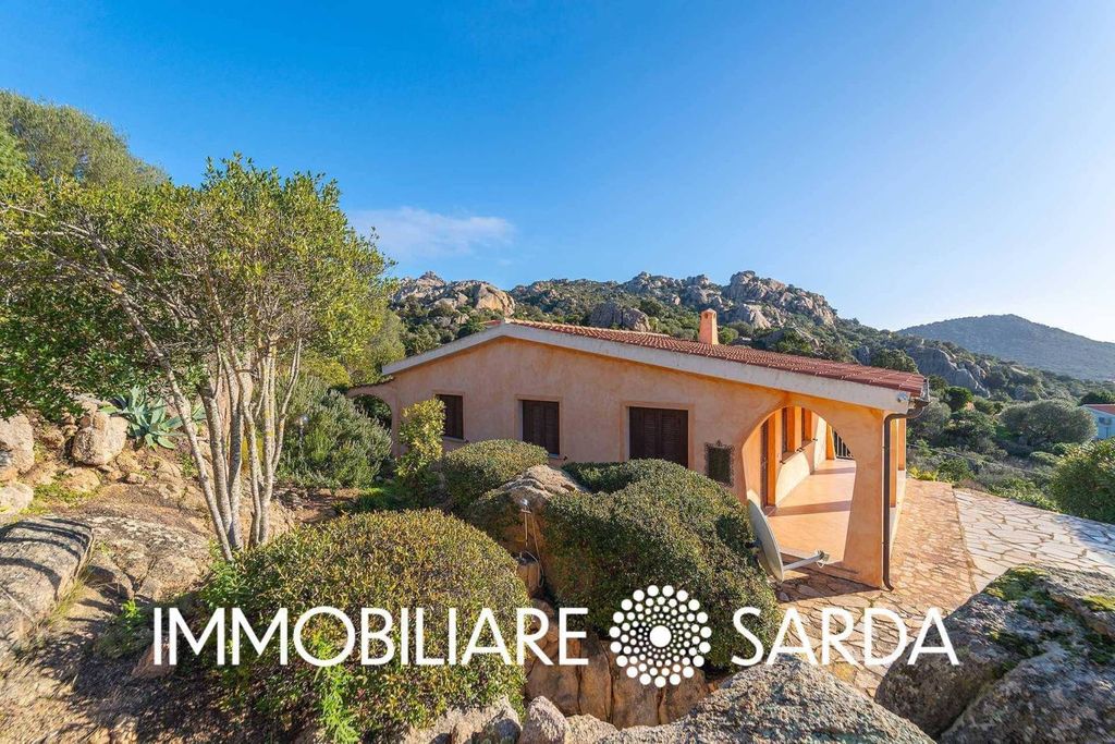 Maison de luxe à vendre à Olbia, 1 300 000 €, Photo 2