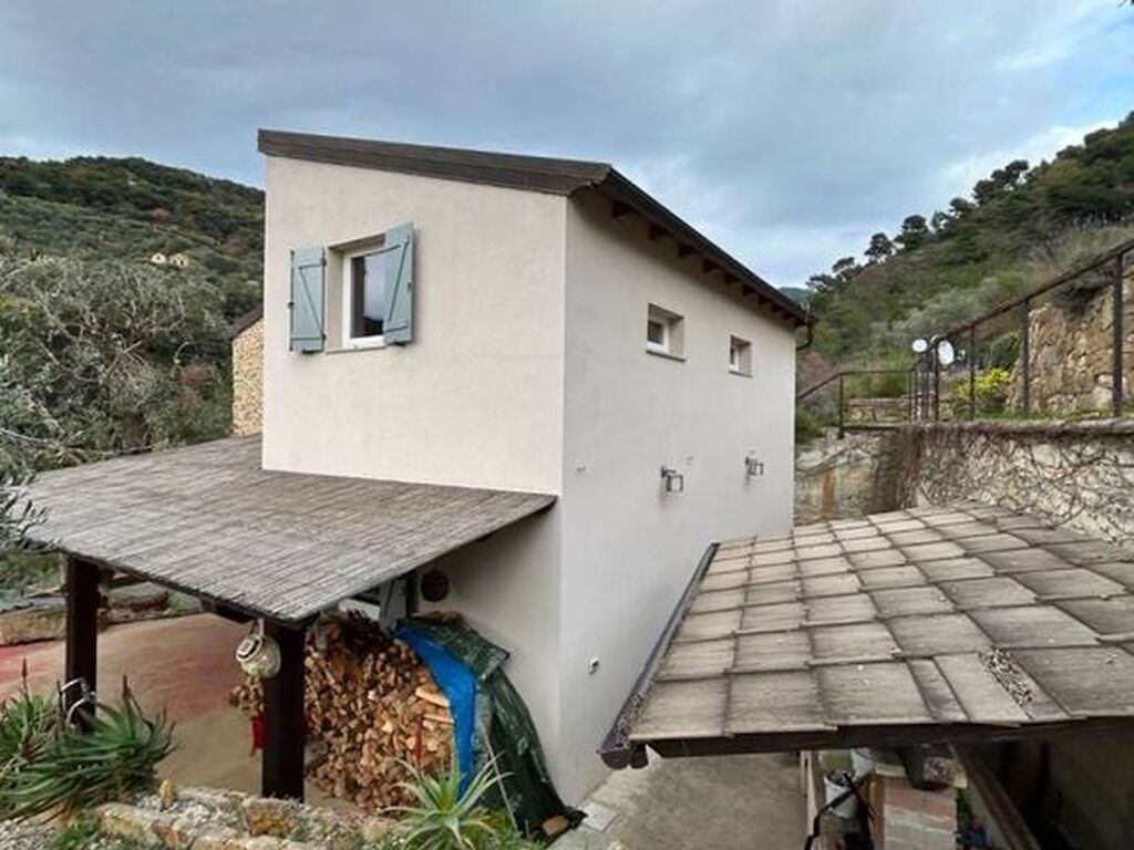 Luxury House for sale in Seborga, 495 000 €, Photo 1