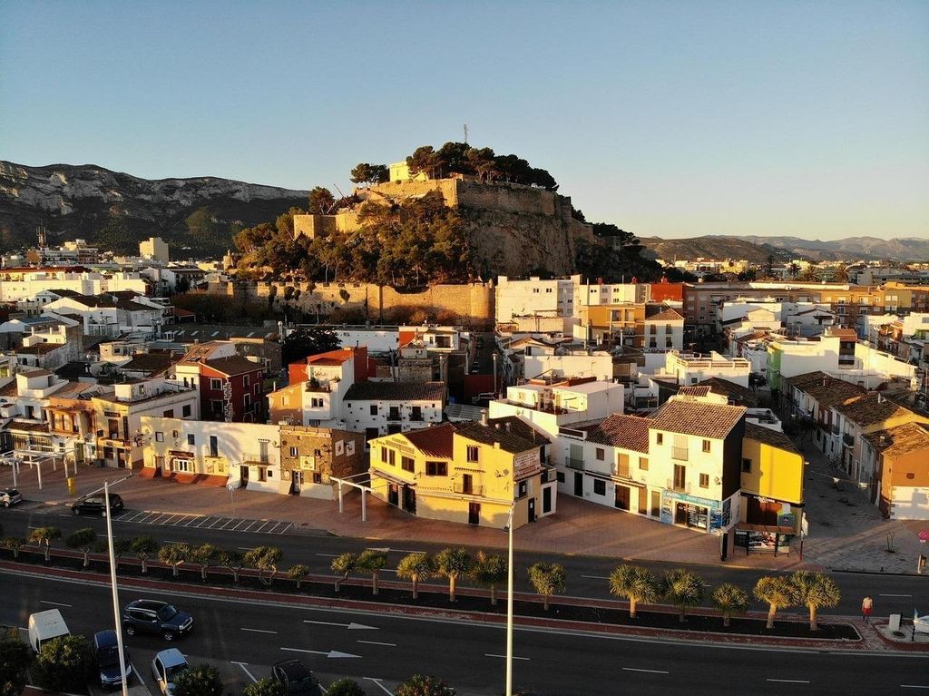 Maison de luxe à vendre à Denia, 817 000 €, Photo 1