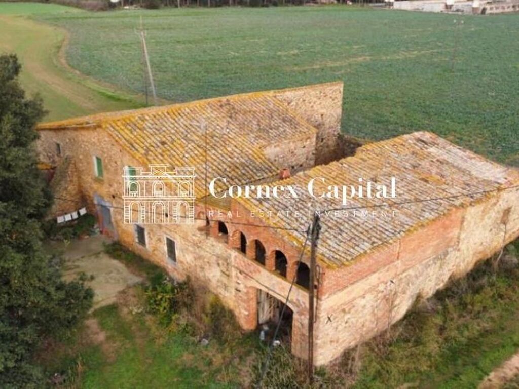Maison de luxe à vendre à Vulpellac, 1 400 000 €, Photo 6