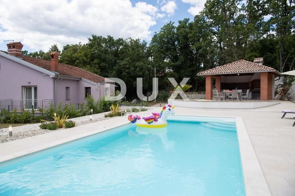 Maison de luxe à vendre à Kastav, 0 €, Photo 1