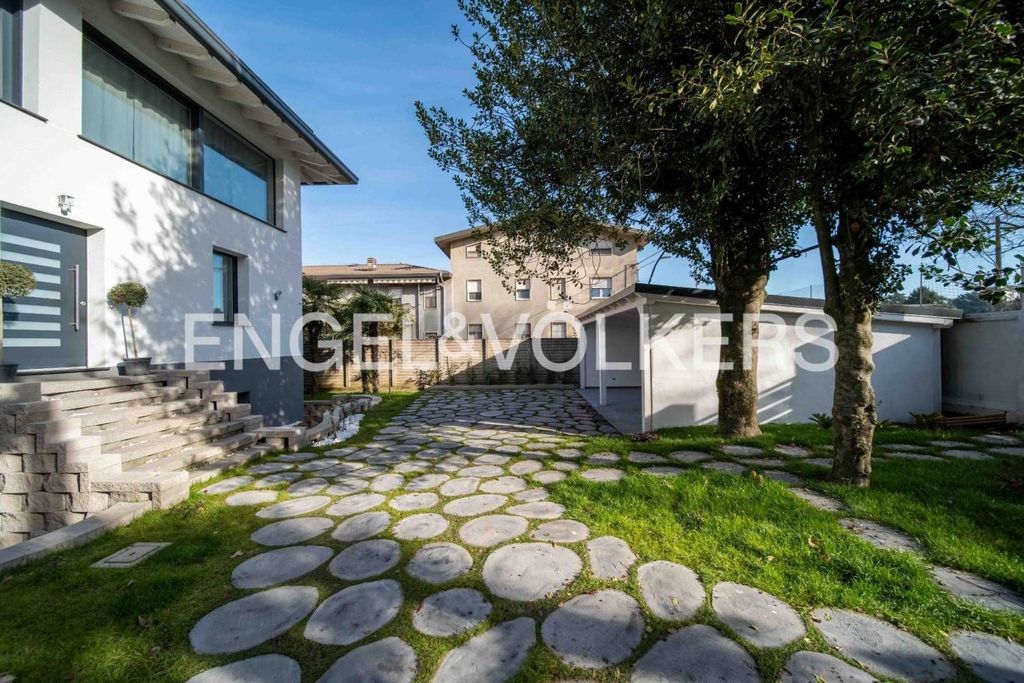 Luxury House for sale in Castellanza, 790 000 €, Photo 5