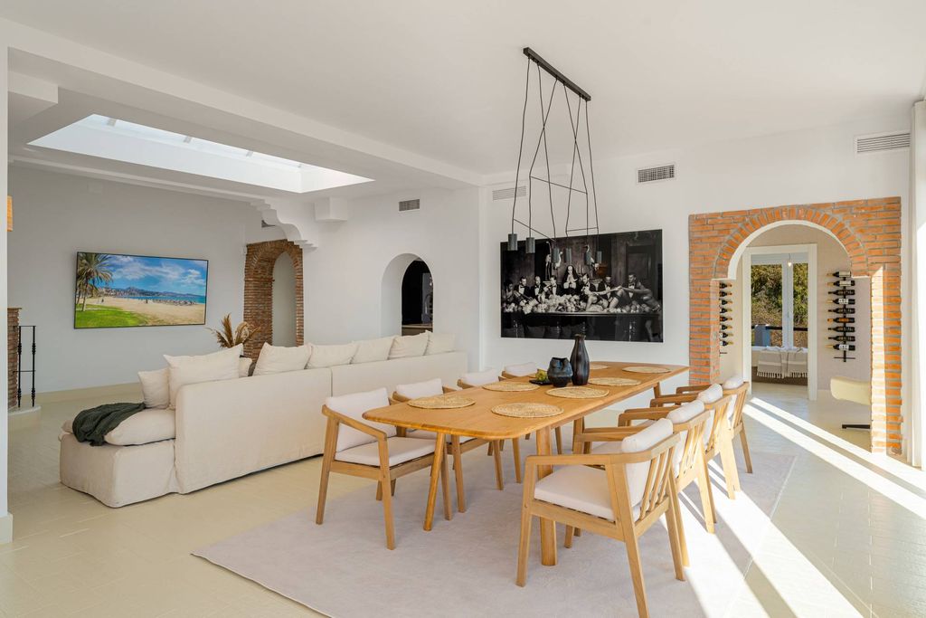 Luxury House for sale in Marbella, 2 695 000 €, Photo 5