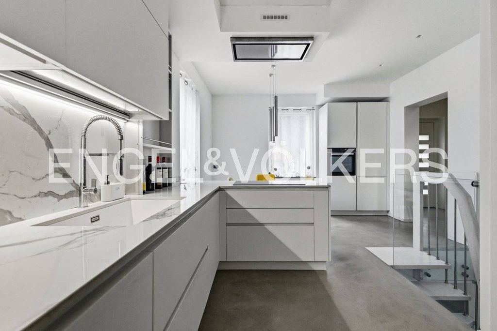 Luxury House for sale in Castellanza, 790 000 €, Photo 7