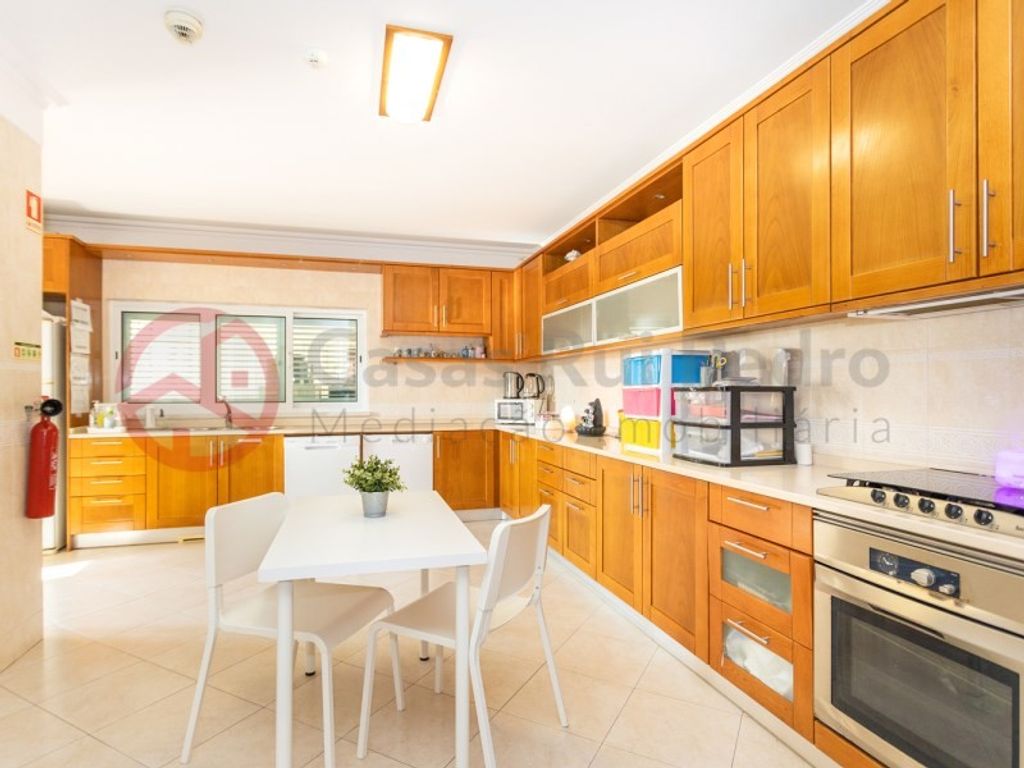 Luxury House for sale in Seixal, 629 999 €, Photo 7