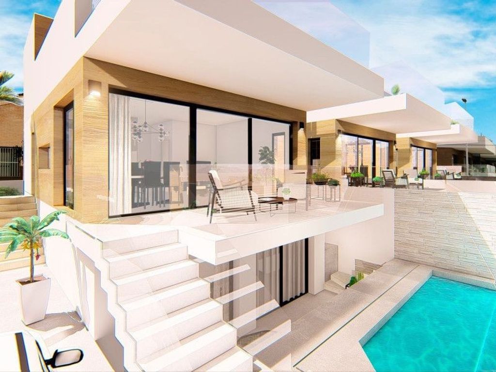 Maison de luxe à vendre à Torrevieja, 820 000 €, Photo 1