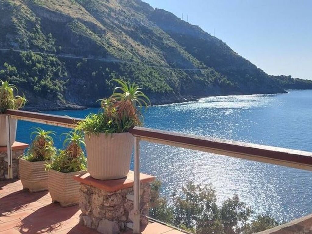 Luxury House for sale in Maratea, 1 200 000 €, Photo 1