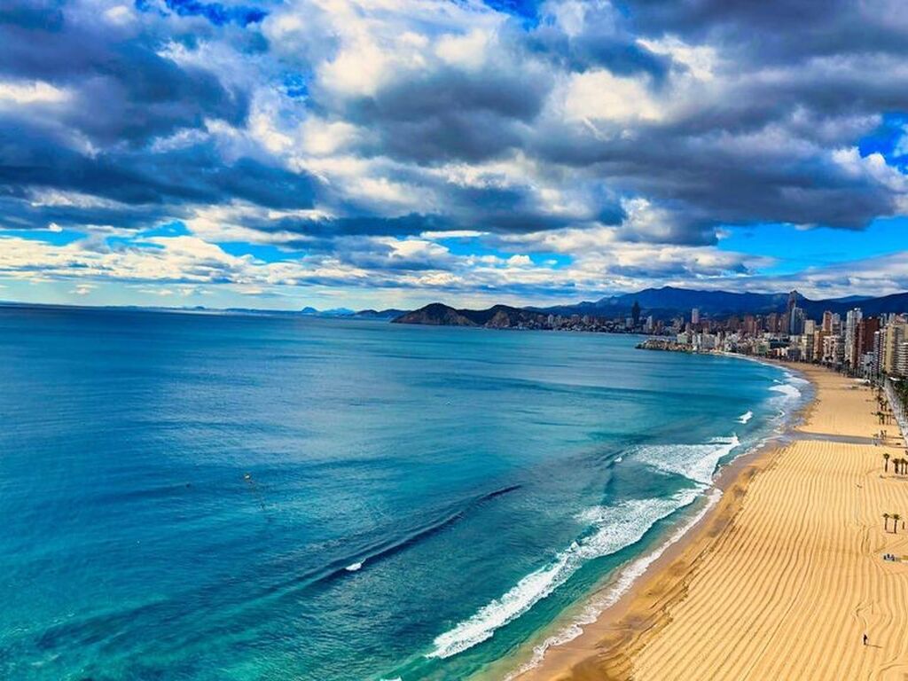 Luxury Apartment for sale in Benidorm, 680 000 €, Photo 2