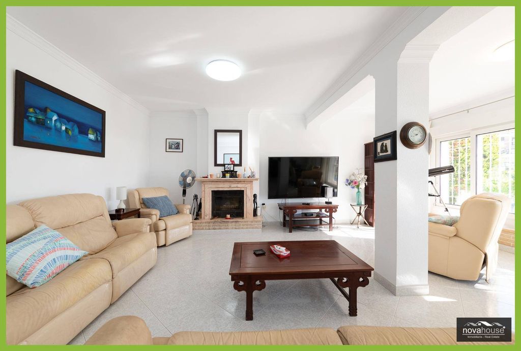 Maison de luxe à vendre à Caleta de Vélez, 619 000 €, Photo 3