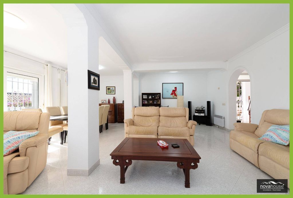 Maison de luxe à vendre à Caleta de Vélez, 619 000 €, Photo 5