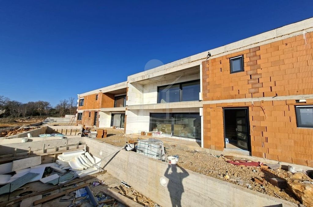 Luxury House for sale in Krk, 650 000 €, Photo 5