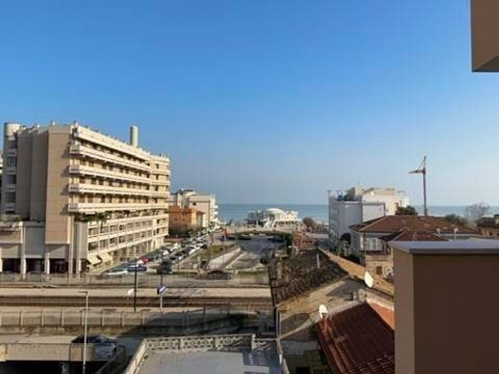 Appartement de luxe à vendre à Senigallia, 630 000 €, Photo 1