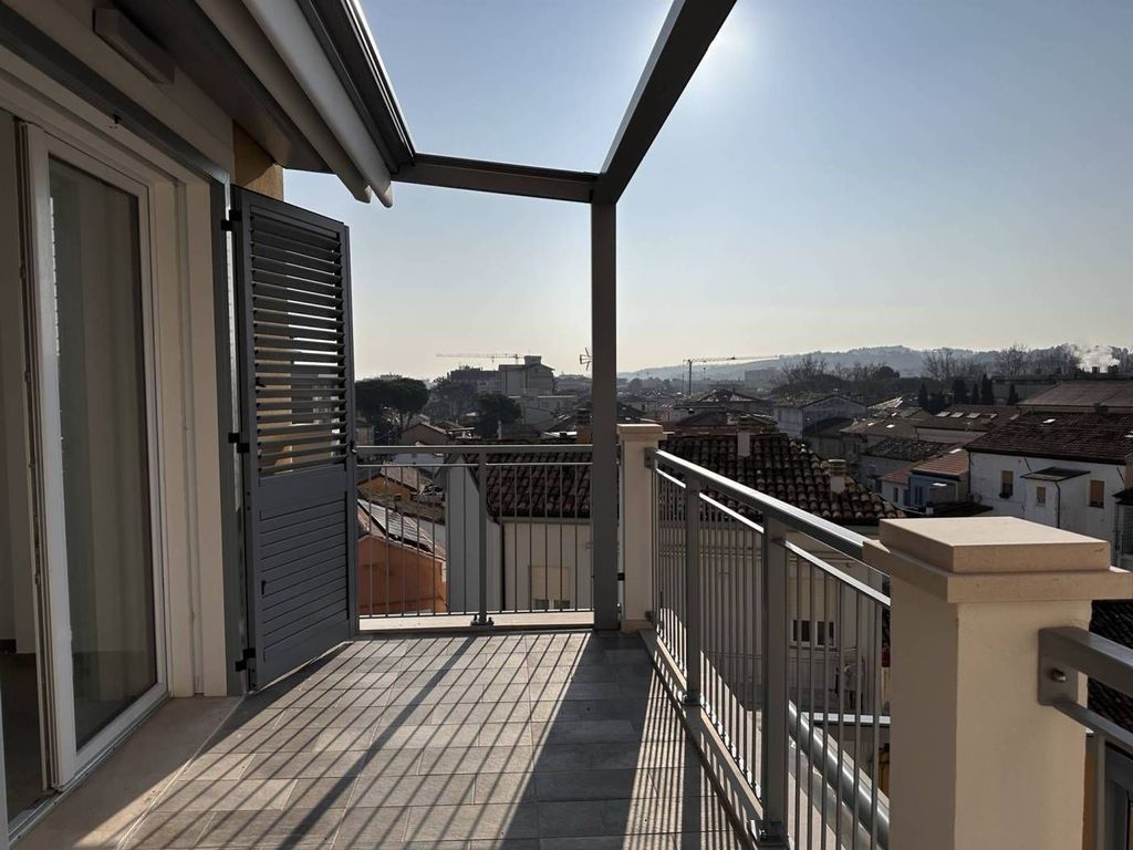 Appartement de luxe à vendre à Senigallia, 630 000 €, Photo 3