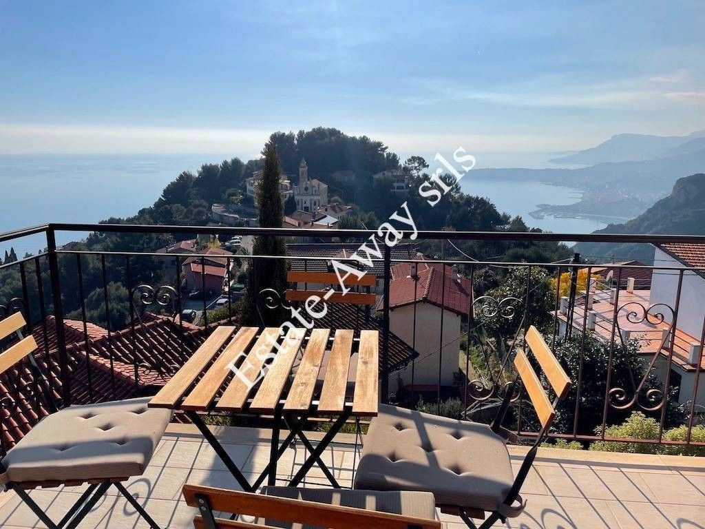 Maison de luxe à vendre à Ventimiglia, 800 000 €, Photo 1