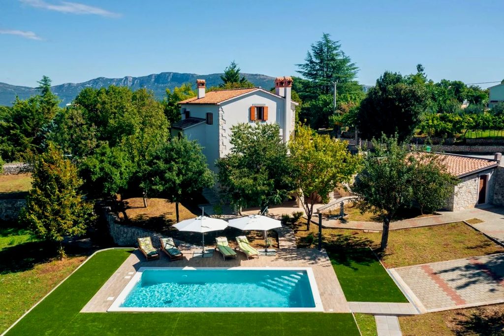Maison de luxe à vendre à Labin, 680 000 €, Photo 4