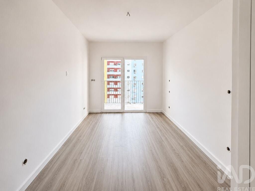 Appartement de luxe à vendre à Corroios, 445 000 €, Photo 5