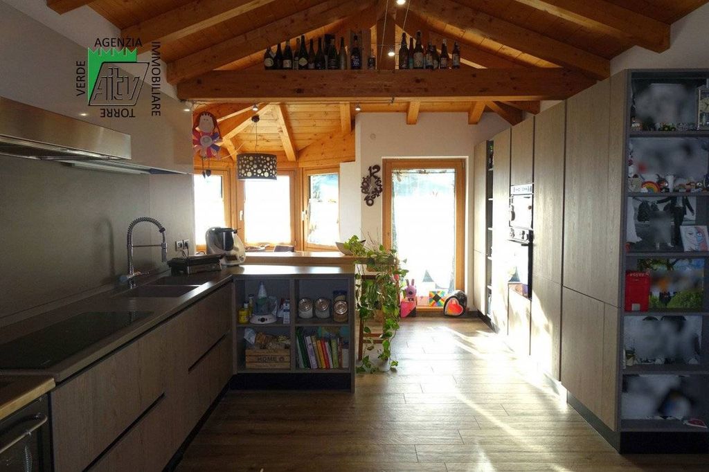 Luxury House for sale in Sporminore, 670 000 €, Photo 1
