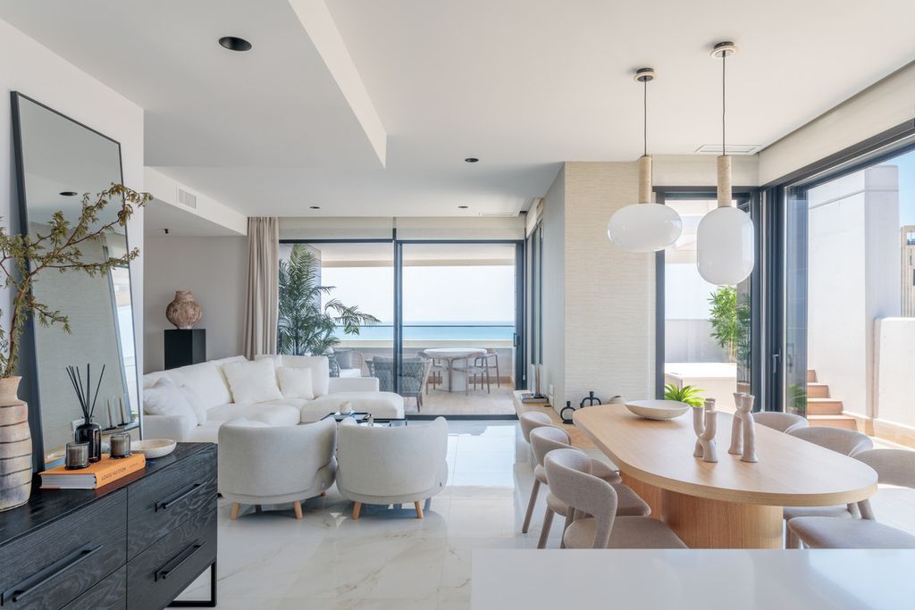 Luxury Apartment for sale in Benidorm, 690 000 €, Photo 5