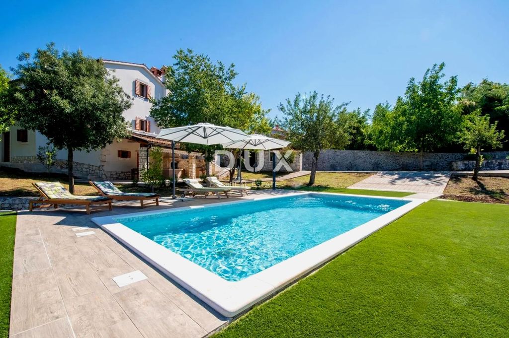 Maison de luxe à vendre à Labin, 680 000 €, Photo 6