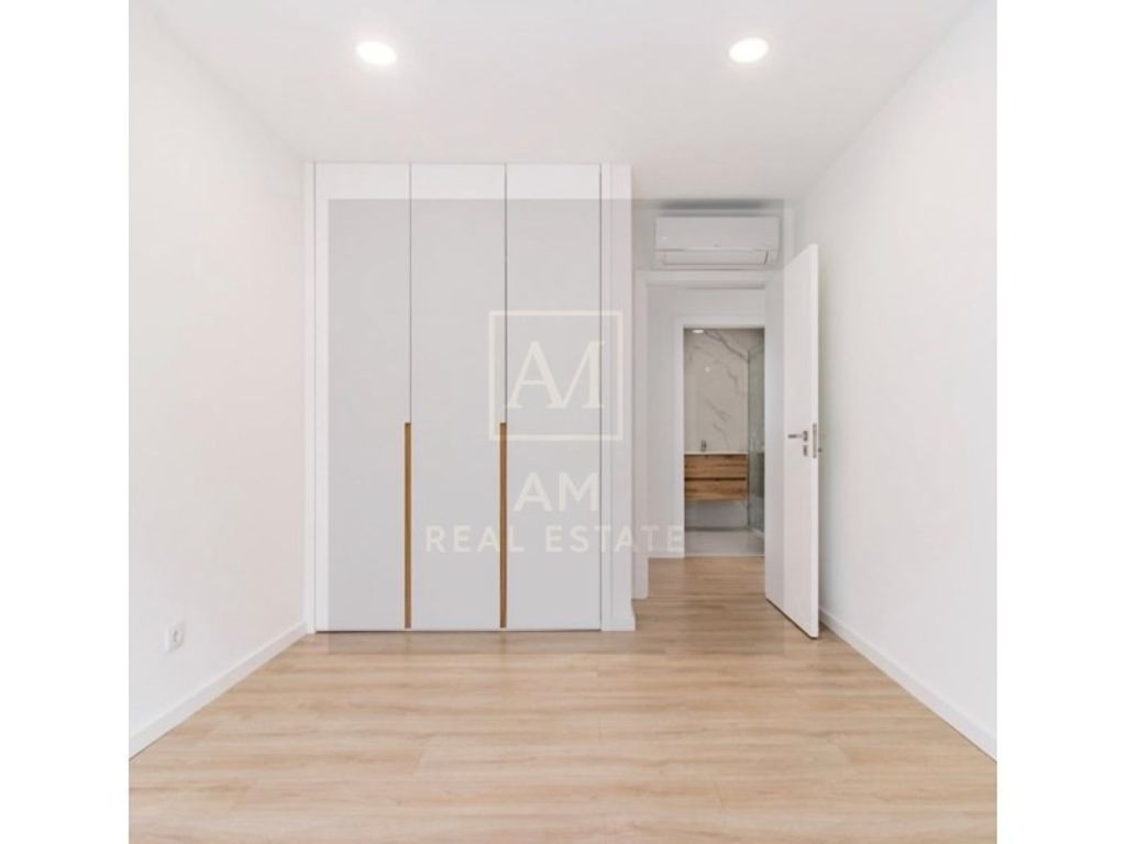 Luxury House for sale in Seixal, 420 000 €, Photo 5