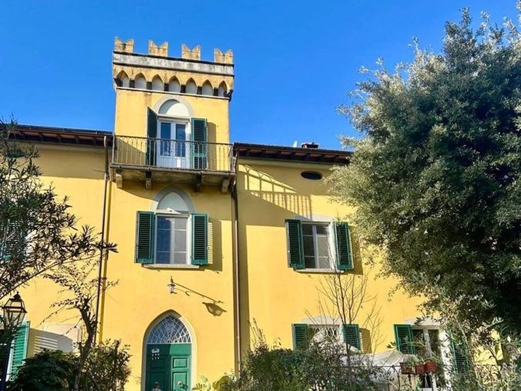 Luxury House for sale in Pescia, 500 000 €, Photo 1
