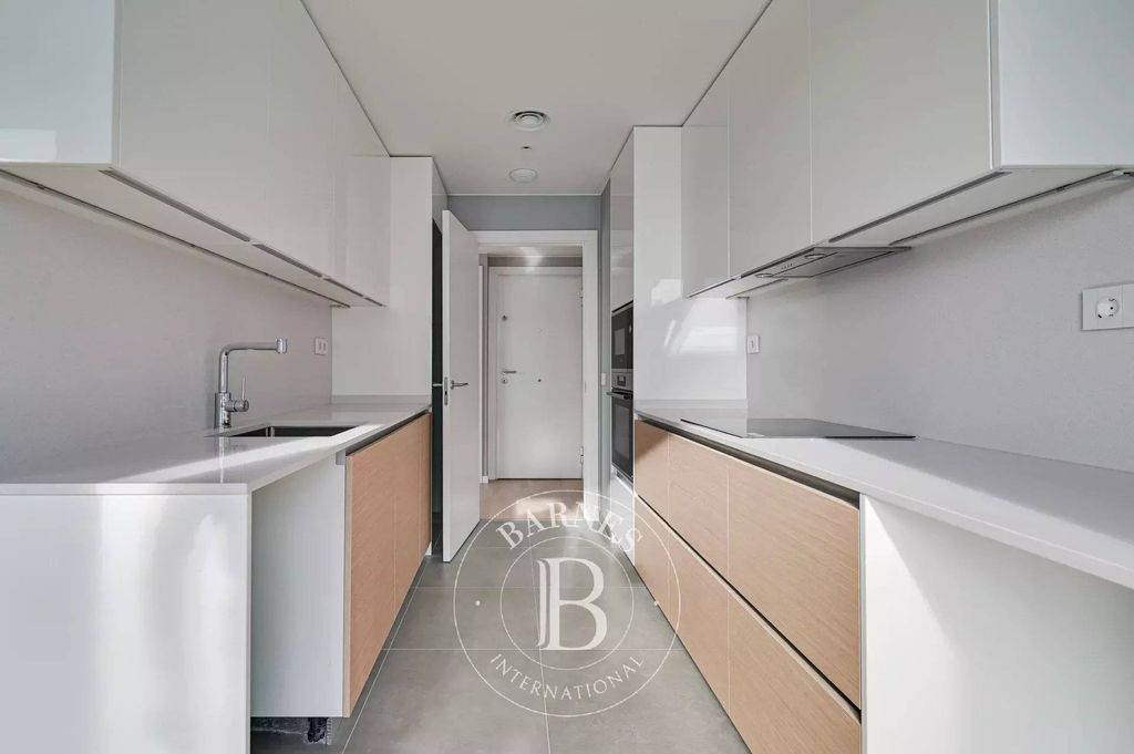 Luxury Apartment for sale in Badalona, 849 000 €, Photo 5