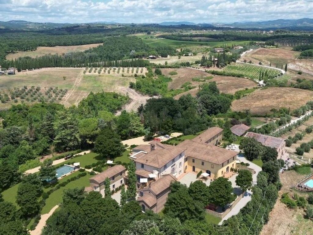 Luxury Apartment for sale in Siena, 735 000 €, Photo 7