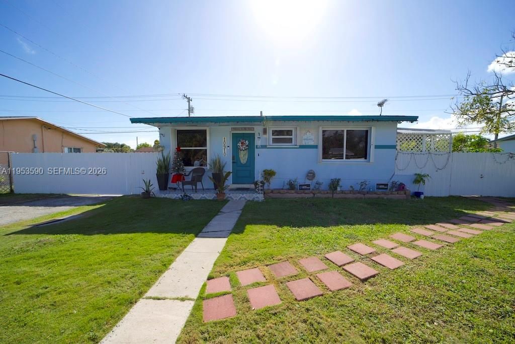 Maison de luxe à vendre à Miami, 467 311 €, Photo 1