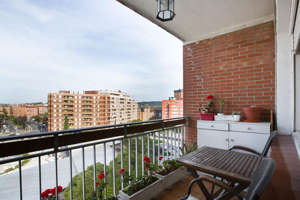 Appartement de luxe à vendre à Barakaldo, 450 000 €, Photo 3