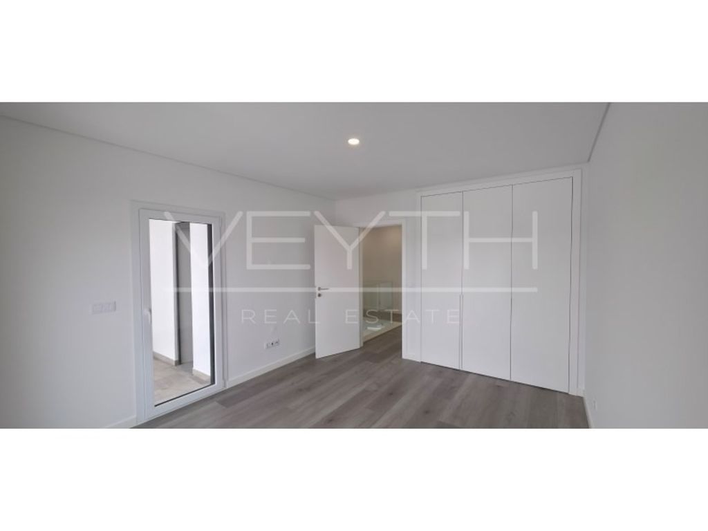 Luxury House for sale in Seixal, 745 000 €, Photo 4