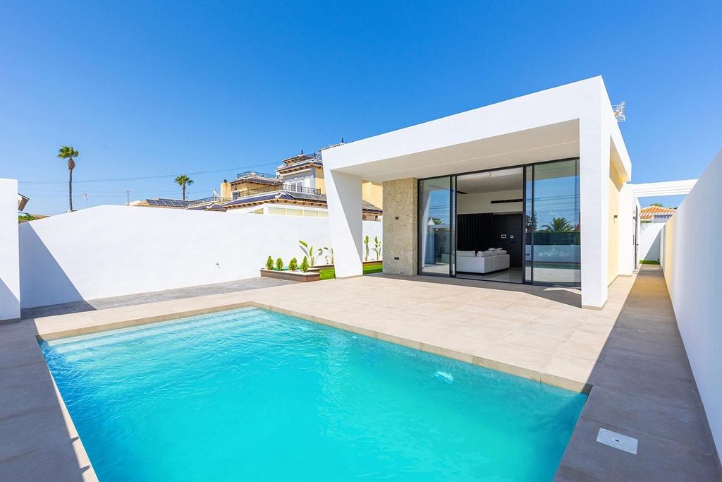 Maison de luxe à vendre à Torrevieja, 700 000 €, Photo 5