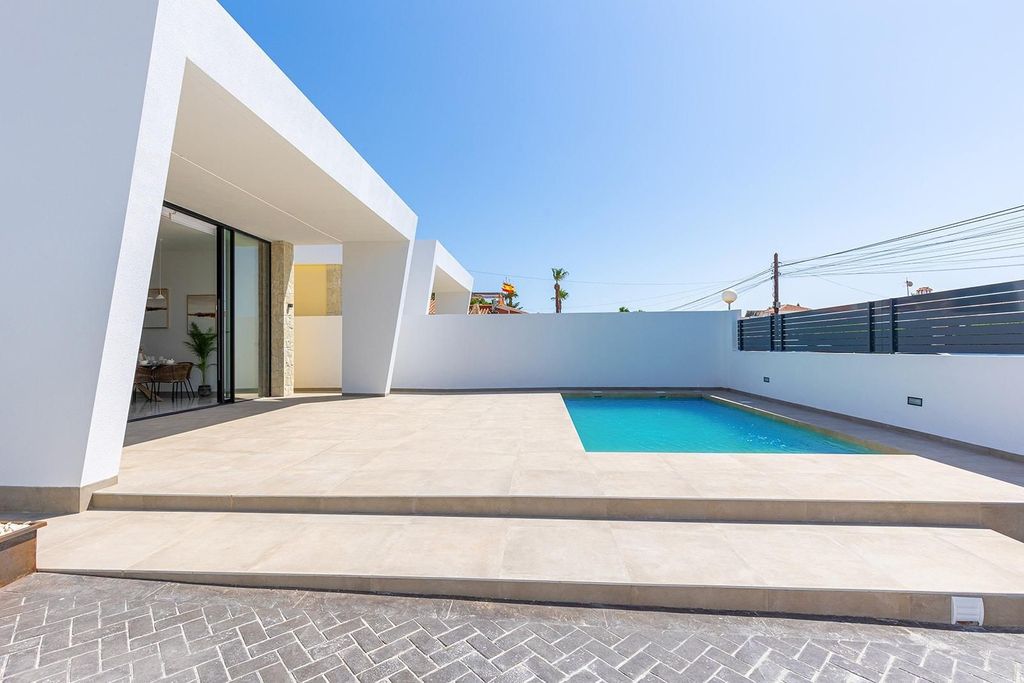 Maison de luxe à vendre à Torrevieja, 700 000 €, Photo 7
