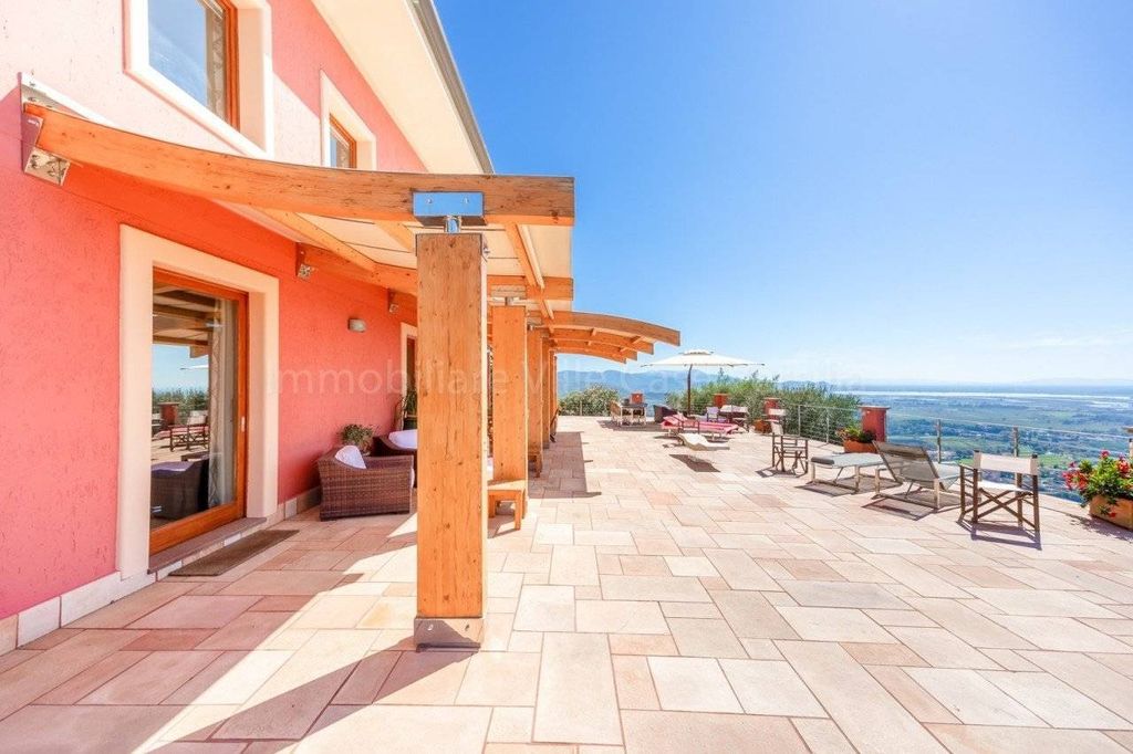 Luxury House for sale in Massarosa, 2 200 000 €, Photo 4