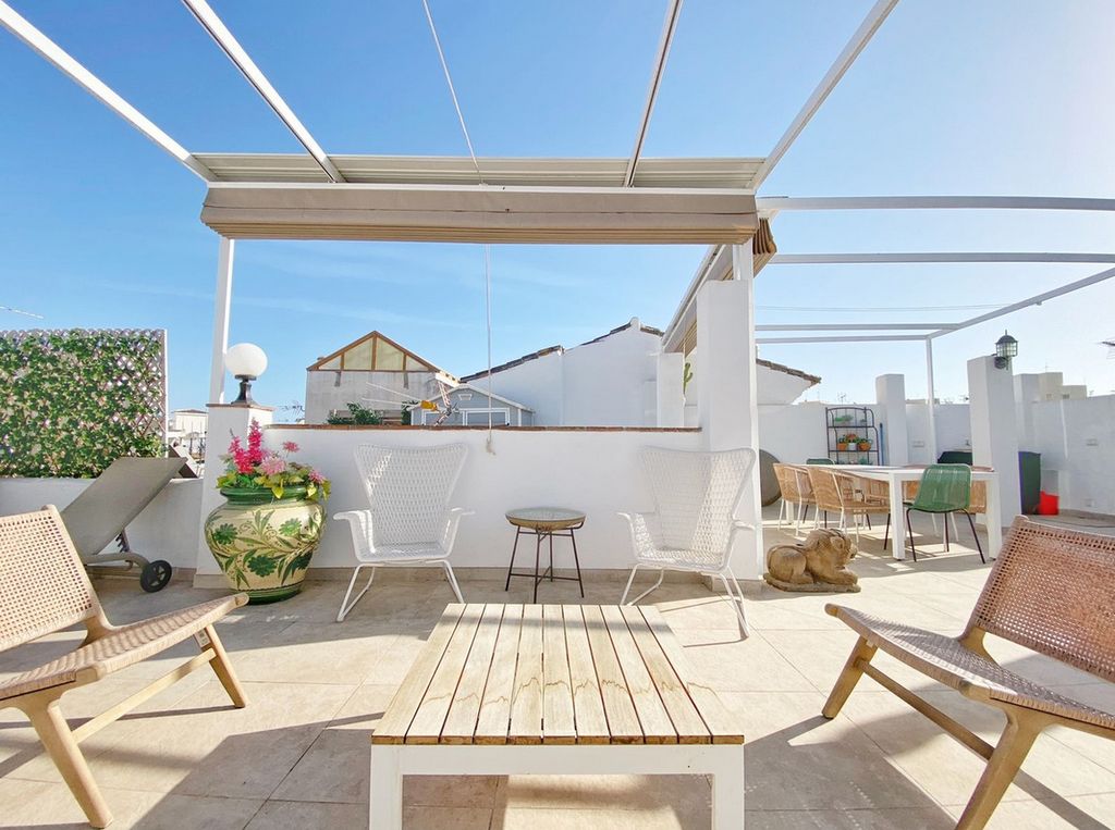 Luxury House for sale in Marbella, 1 275 000 €, Photo 1