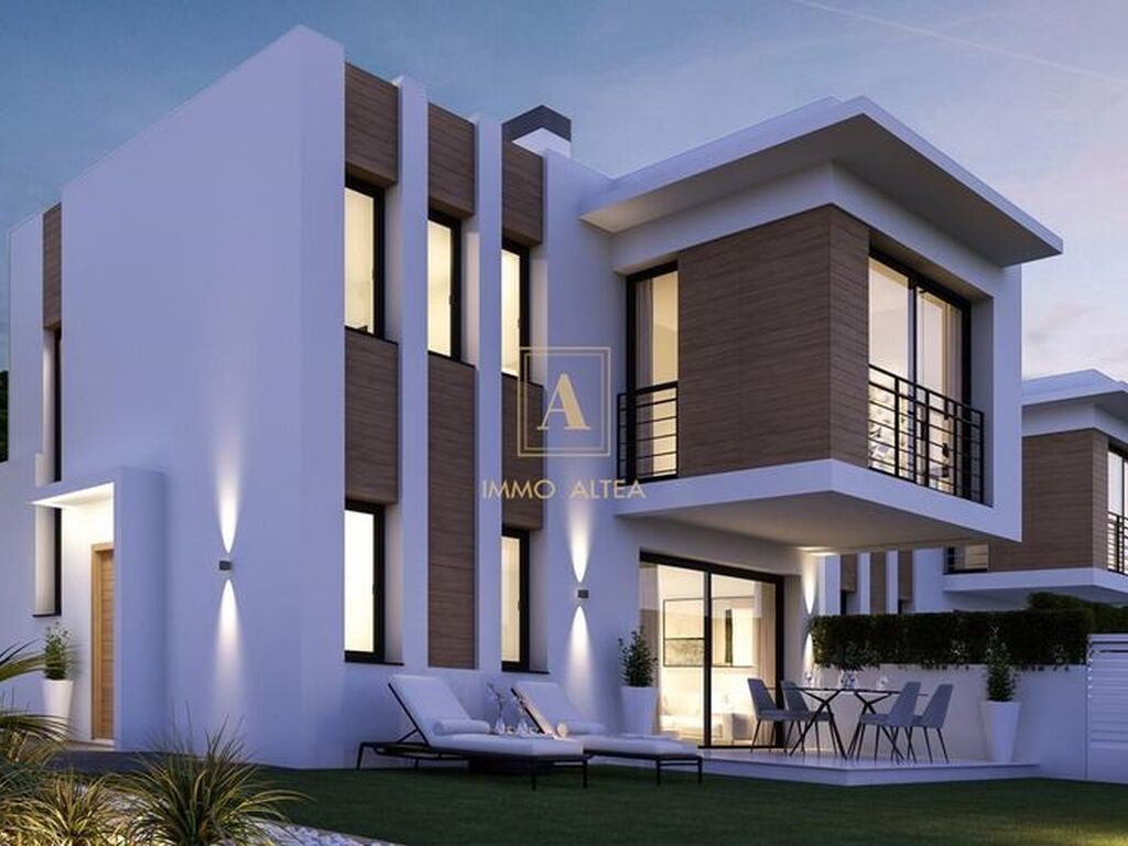 Maison de luxe à vendre à Denia, 675 000 €, Photo 1