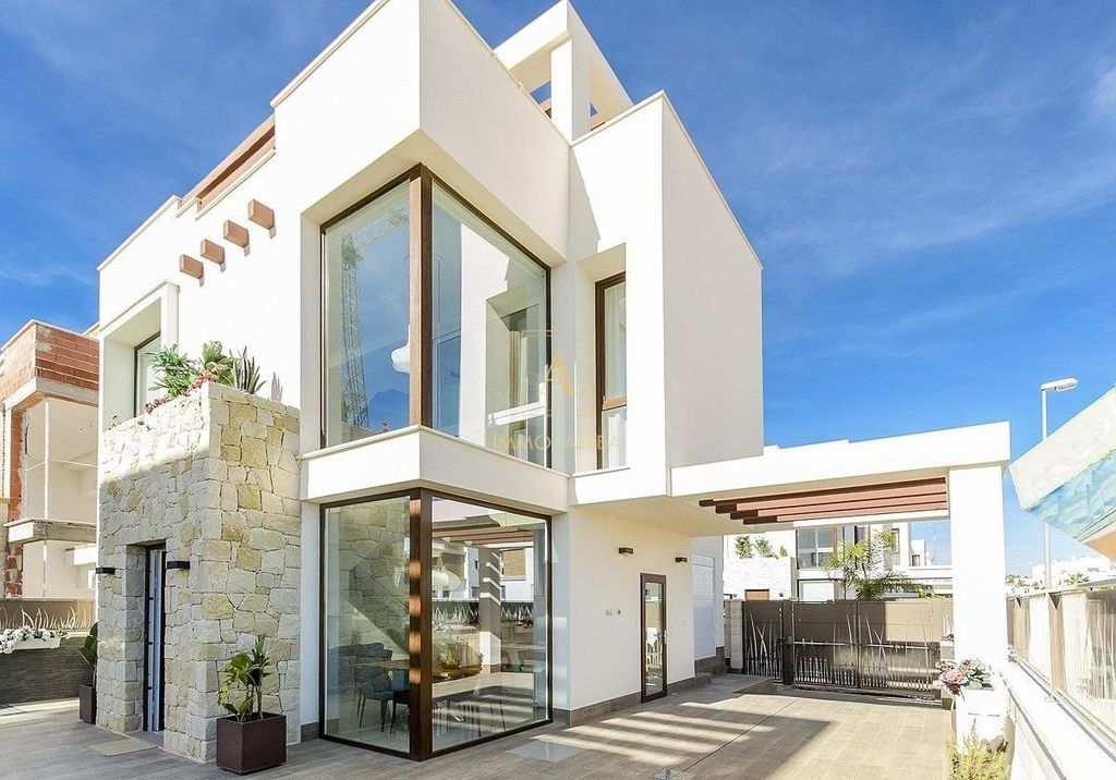 Maison de luxe à vendre à Alicante, 525 000 €, Photo 1
