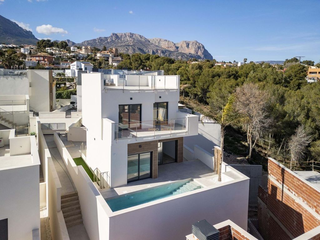 Maison de luxe à vendre à La Nucia, 600 000 €, Photo 1