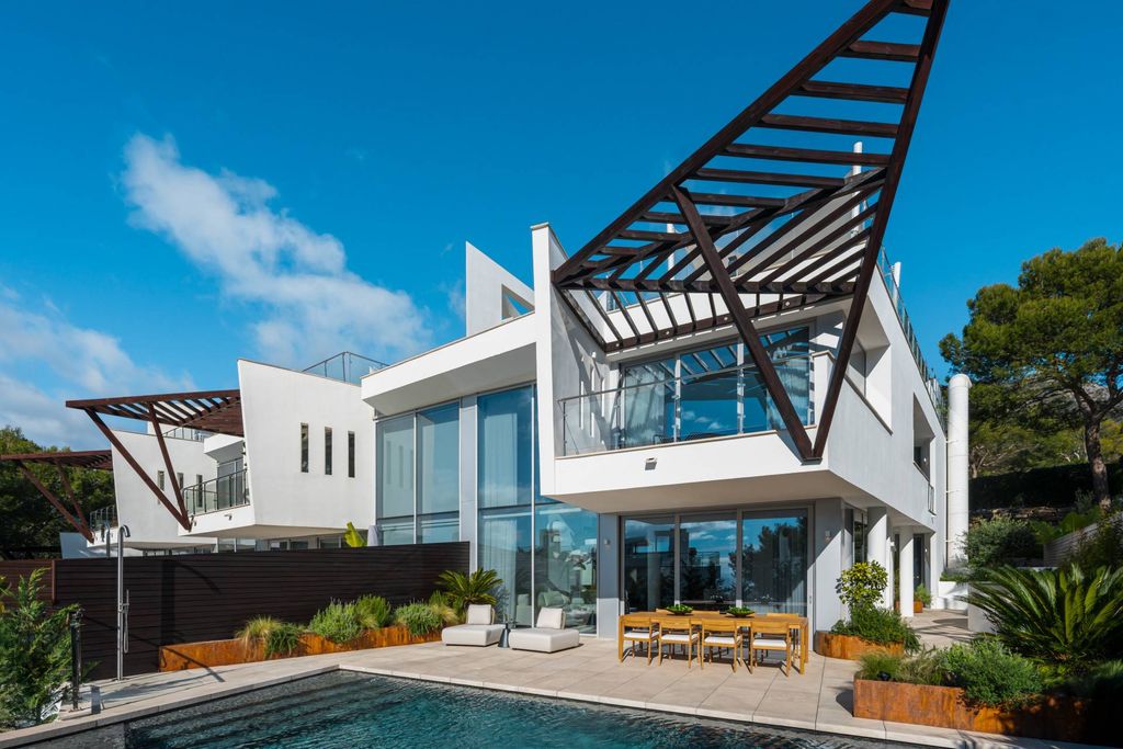 Luxury House for sale in Marbella, 3 950 000 €, Photo 1