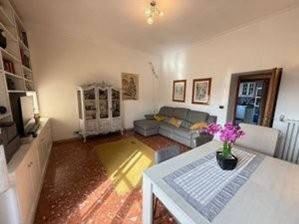 Luxury Apartment for sale in Rome, 990 000 €, Photo 3